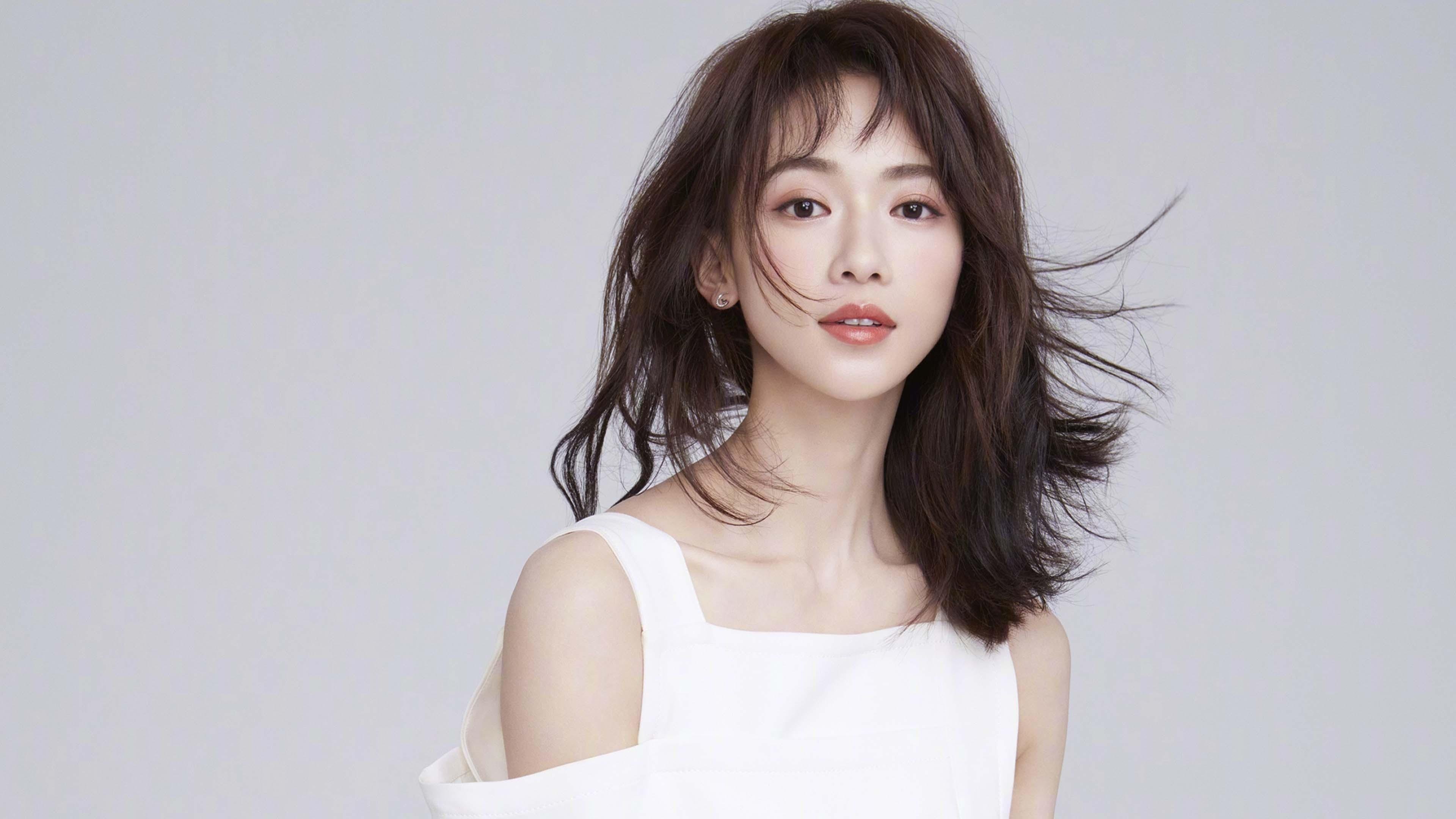 FIFA世俱杯-76人恩比德成为团队进攻核心，保持“30+”连续高光表现！，76人恩比德真实身高