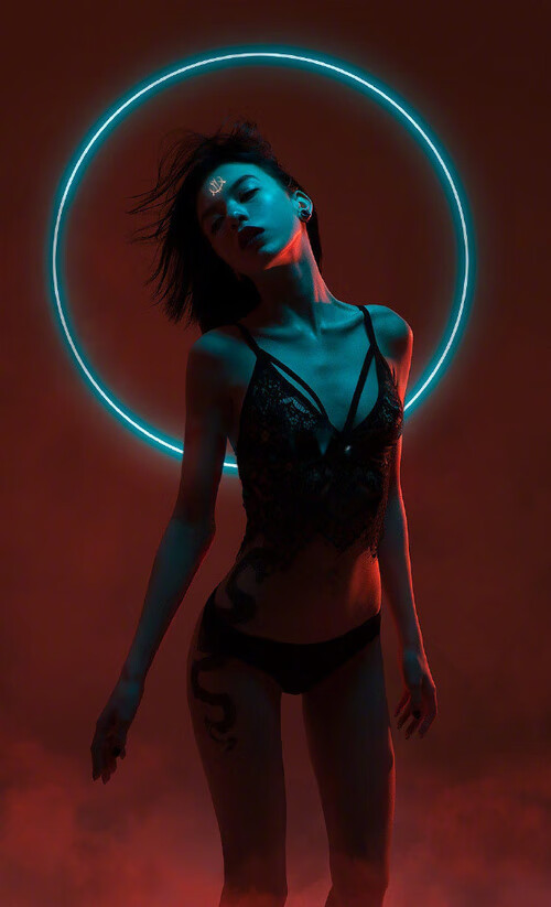 哥伦比亚女足在巴黎奥运会比赛中以3-0战胜美国,哥伦比亚足球美女