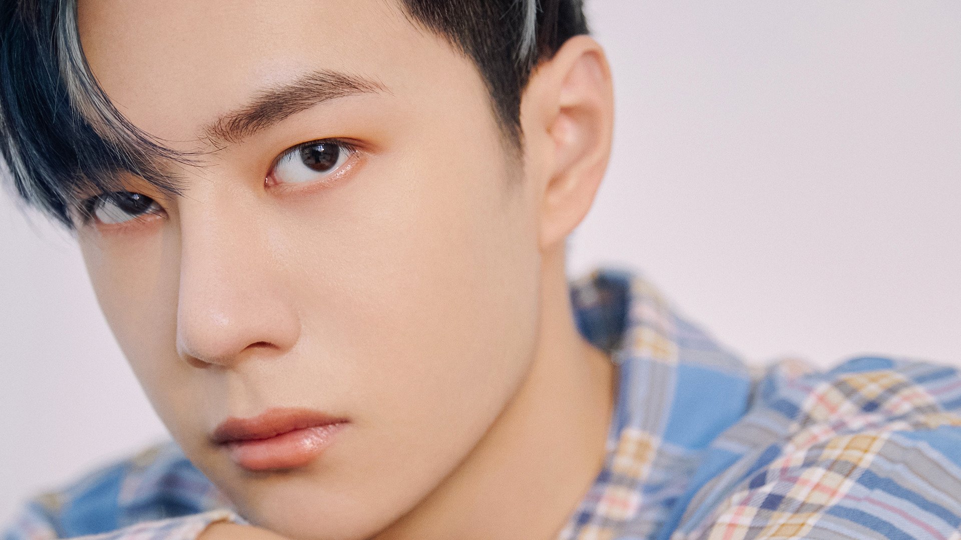 雪太滑!墨西哥中场用冰刀进球,墨西哥滑板