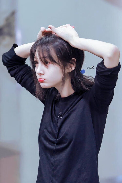 国家队内部模拟赛实战强度高考察球员适应能力和协作性,国家队内线